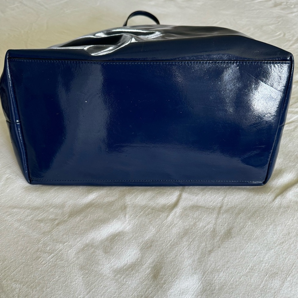 Kate Spade Veranda Place Patent Blossom Baby Diaper Bag Tote French Navy - Picture 4 of 10